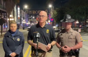 Vier doden na auto-ongeluk buiten Tampa Gay Club, Bradley is zeven