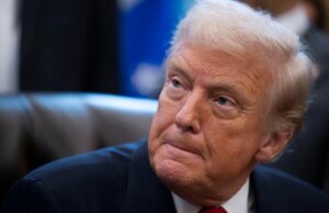 Groot-Brittannië stopt met het delen van Caribische drugsinformatie met de VS over luchtaanvallen, omdat Frankrijk zich ook zorgen maakt over het overtreden van de wet door Trump